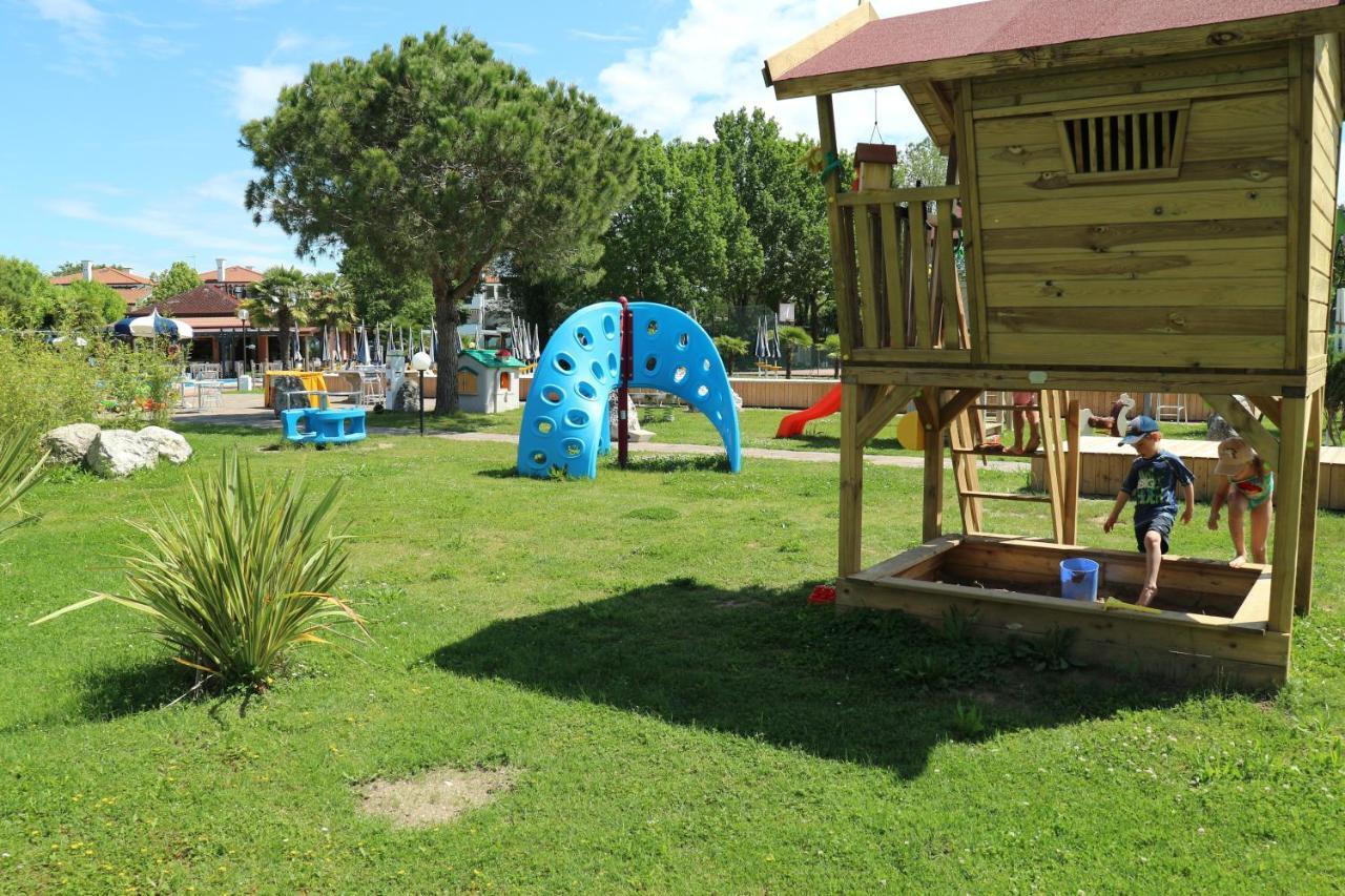 Residence Duna Rossa - Family Friendly Duna Verde Exteriör bild